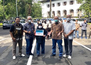 Penyerahan Donasi Social Project YPT Peduli 2022