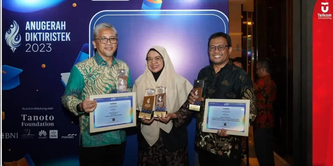 Tel-U Borong Tujuh Penghargaan Bergengsi di Anugerah Diktiristek 2023